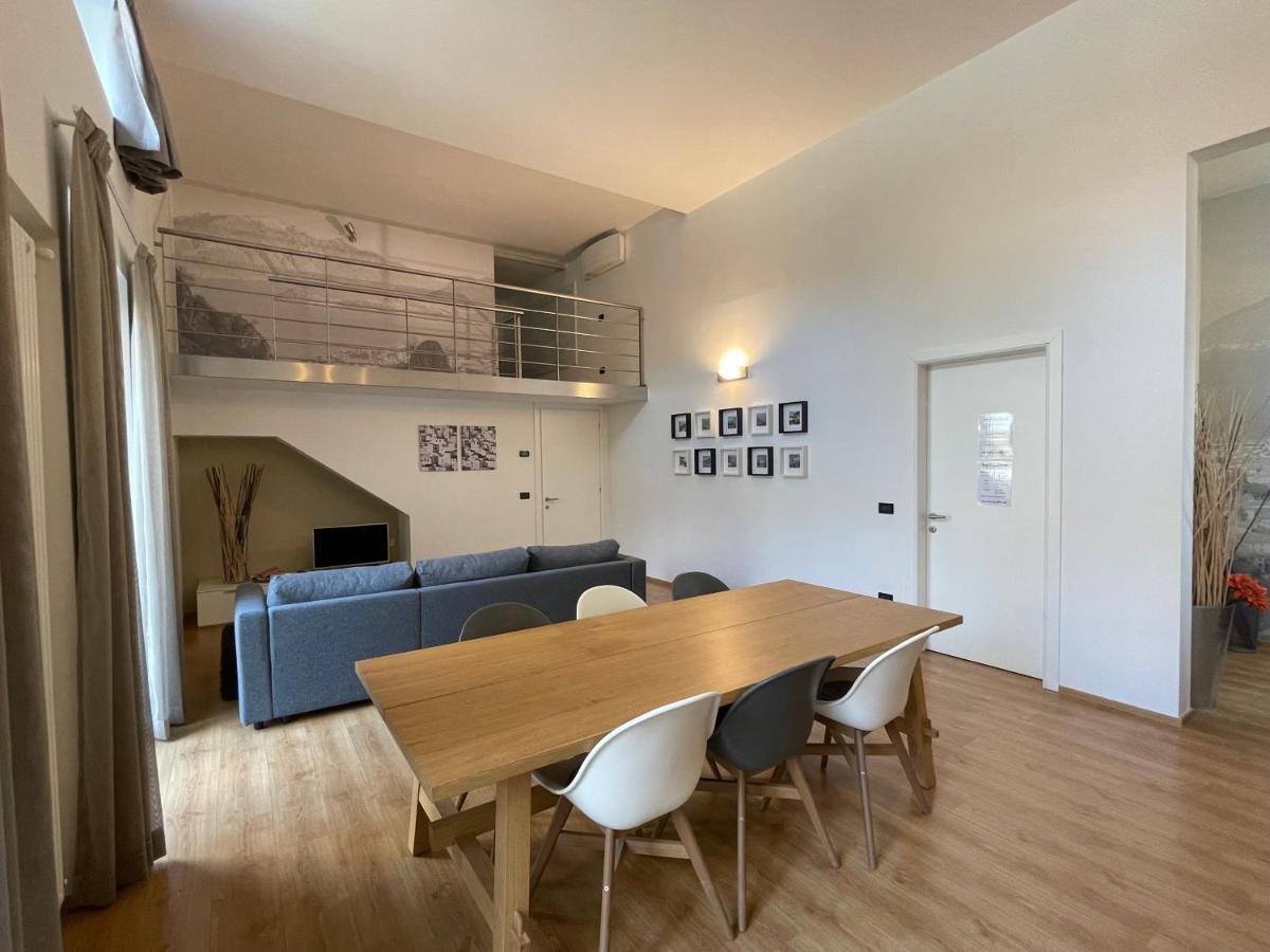 Lovely Loft Molo Menaggio Buitenkant foto
